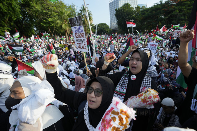 Thousands rally outside US Embassy in Jakarta to express support for Gaza