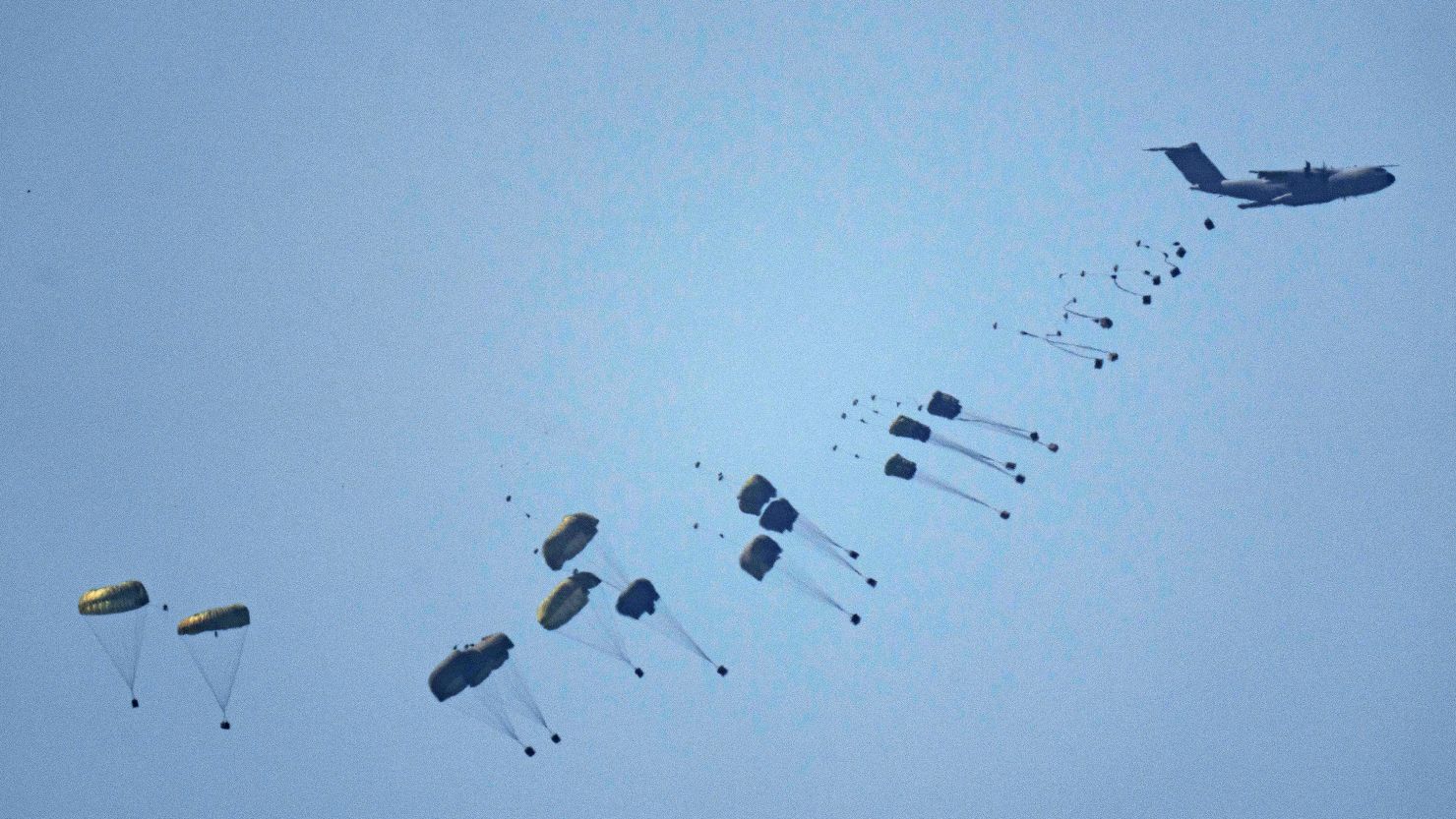 Hamas says aid airdrops into Gaza ‘useless’, won't meet demands