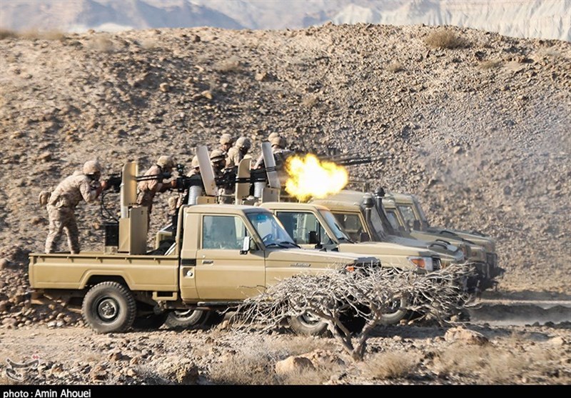  Iran police foil 4000 terrorist plots on border