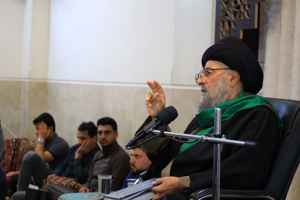  آیت‌الله مدرسی: پرچم هدایت مردم بر دوش جوانان است