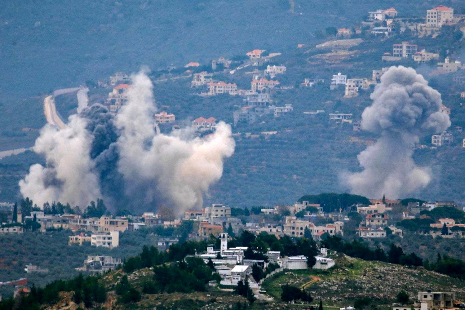  Analysis / “Cave dwelling”: Netanyahu’s security measure for fugitive settlers