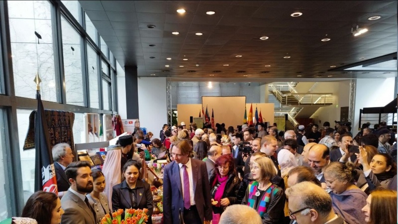 Almanya'da 10 Asya ülkesi Nevruz'u kutladı