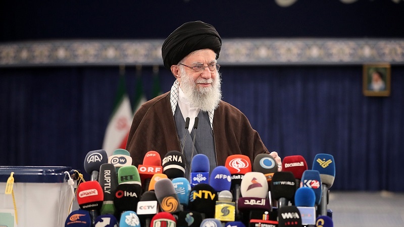 Rahbar Imbau Rakyat Iran Pakai Kesempatan Salurkan Suara di Awal Waktu