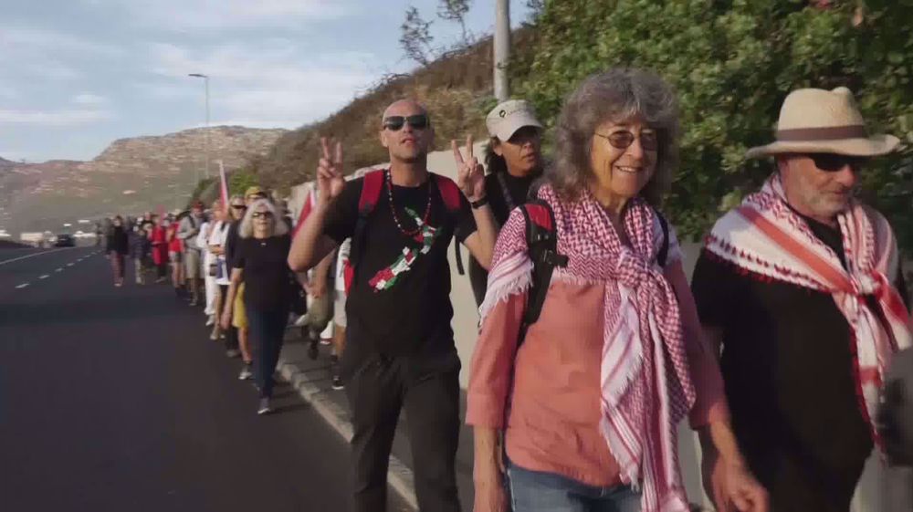 Video: South Africans trek 41km in symbolic Gaza pilgrimage