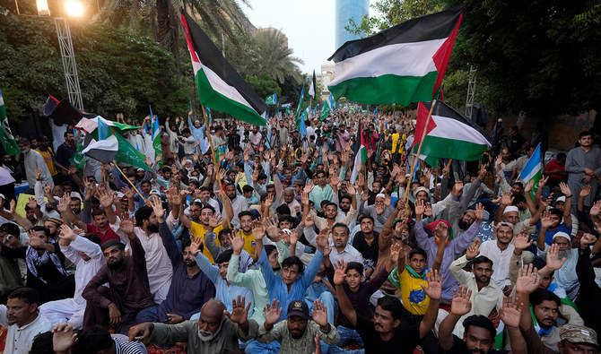 Fasting Pakistanis hold gathering in support of Palestinian people