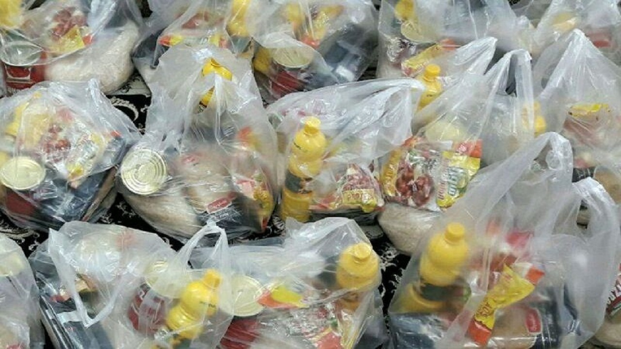 Lembaga Internasional Ahlulbait as Bagikan 150 Paket Bantuan Sembako di Irak Lembaga Internasional Ahlulbait as Bagikan 150 Paket Bantuan Sembako di Irak