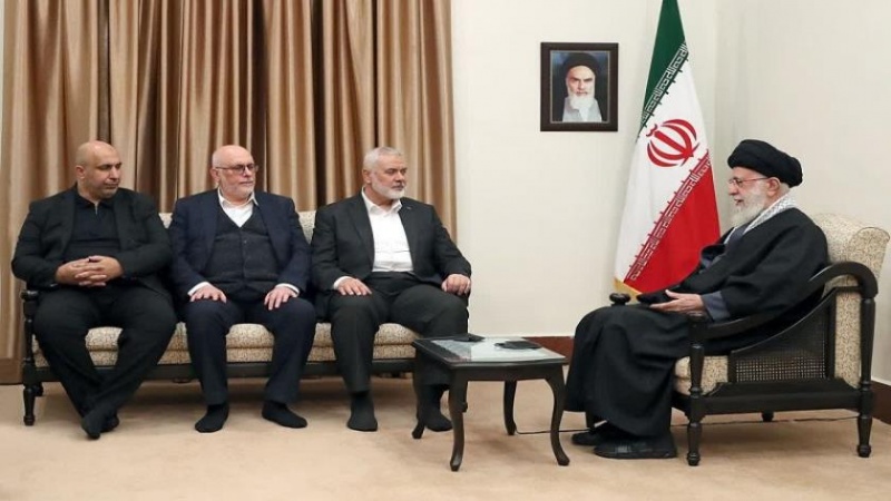 Haniyeh trifft Irans Revolutionsführer
