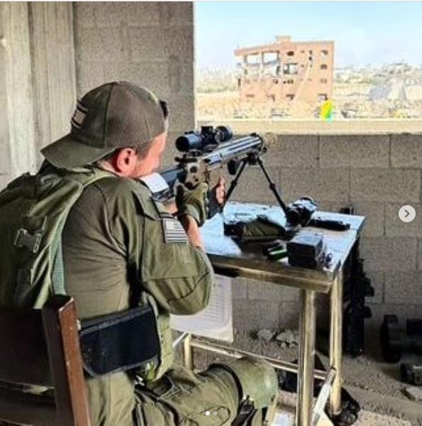 مقتل قناص امريكي على يد القسام في خانيونس+(صورة)