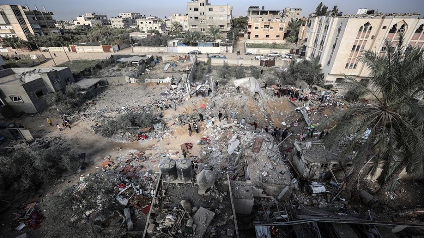 Israel bombs Rafah killing 17 Palestinian