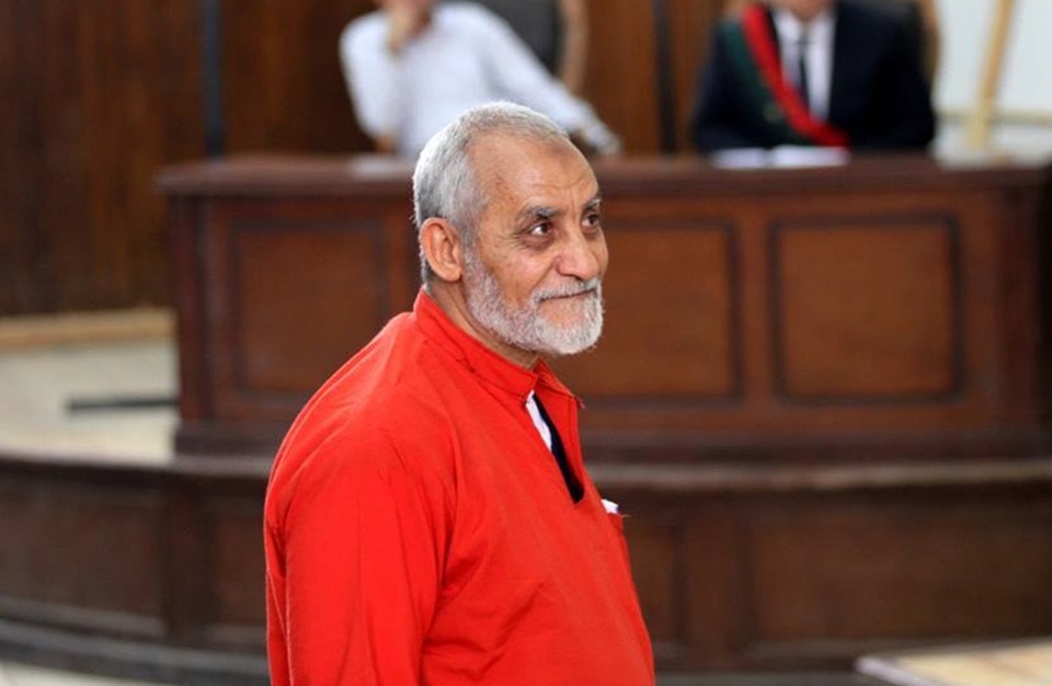 مصر: الحكم بالإعدام على مرشد الإخوان المسلمين و7 قياديين من الجماعة