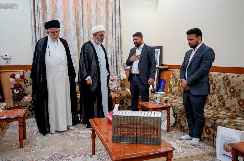 العتبة العلوية تنجز طباعة التفسير للكفعمي وتباشر بجمع تراث أمير المؤمنين (ع)+(صور)
