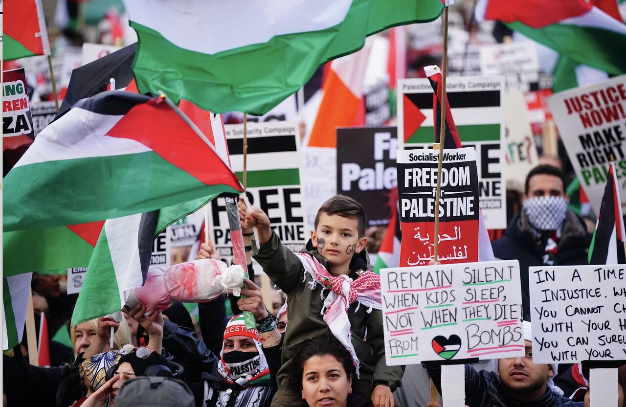 Thousands rally in UK demanding ‘Freedom for Palestine’