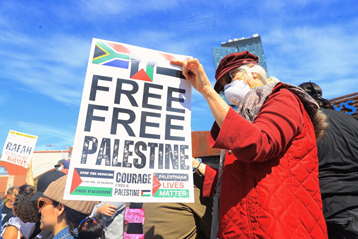 Penyokong Palestin berdemo di New York City