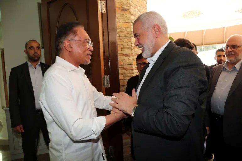  Ismail Haniyeh meets Malaysian Prime Minister