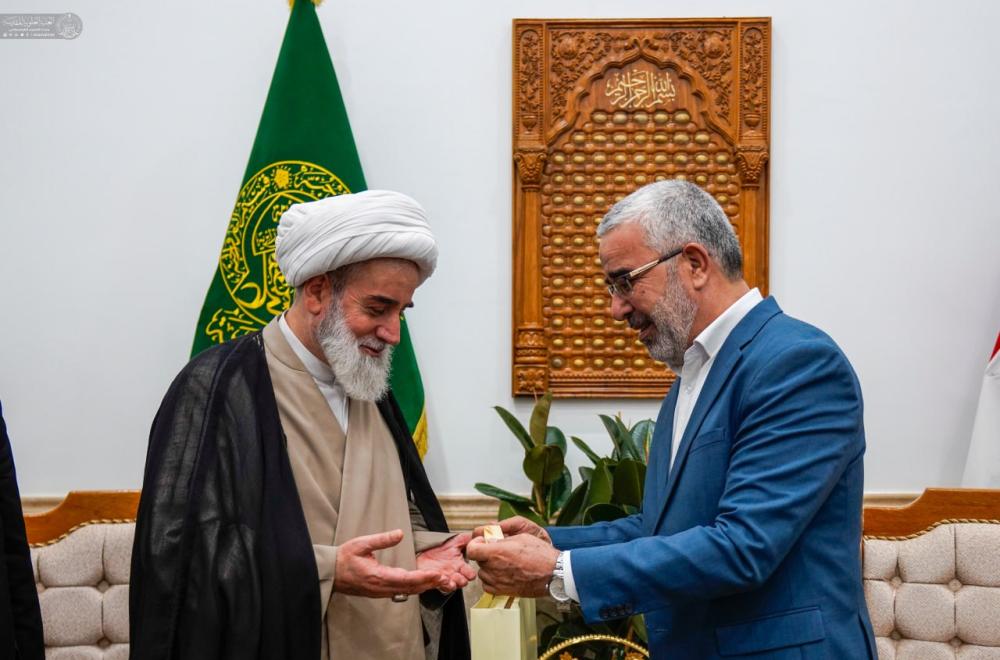  الأمين العام للعتبة العلوية المقدسة يستقبل وفد العتبة الرضوية المقدسة + صور