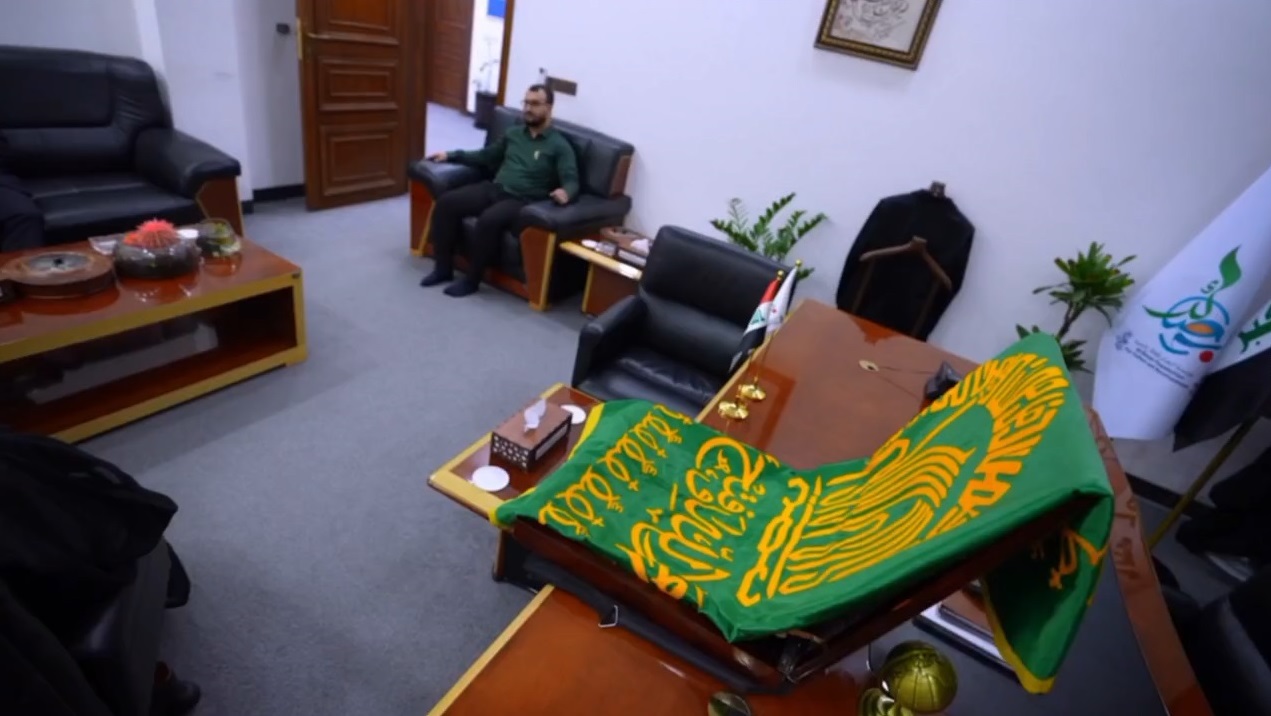 ویدیو | استقبال از خدام و پرچم متبرک امام رضا(ع) در استان نینوای عراق