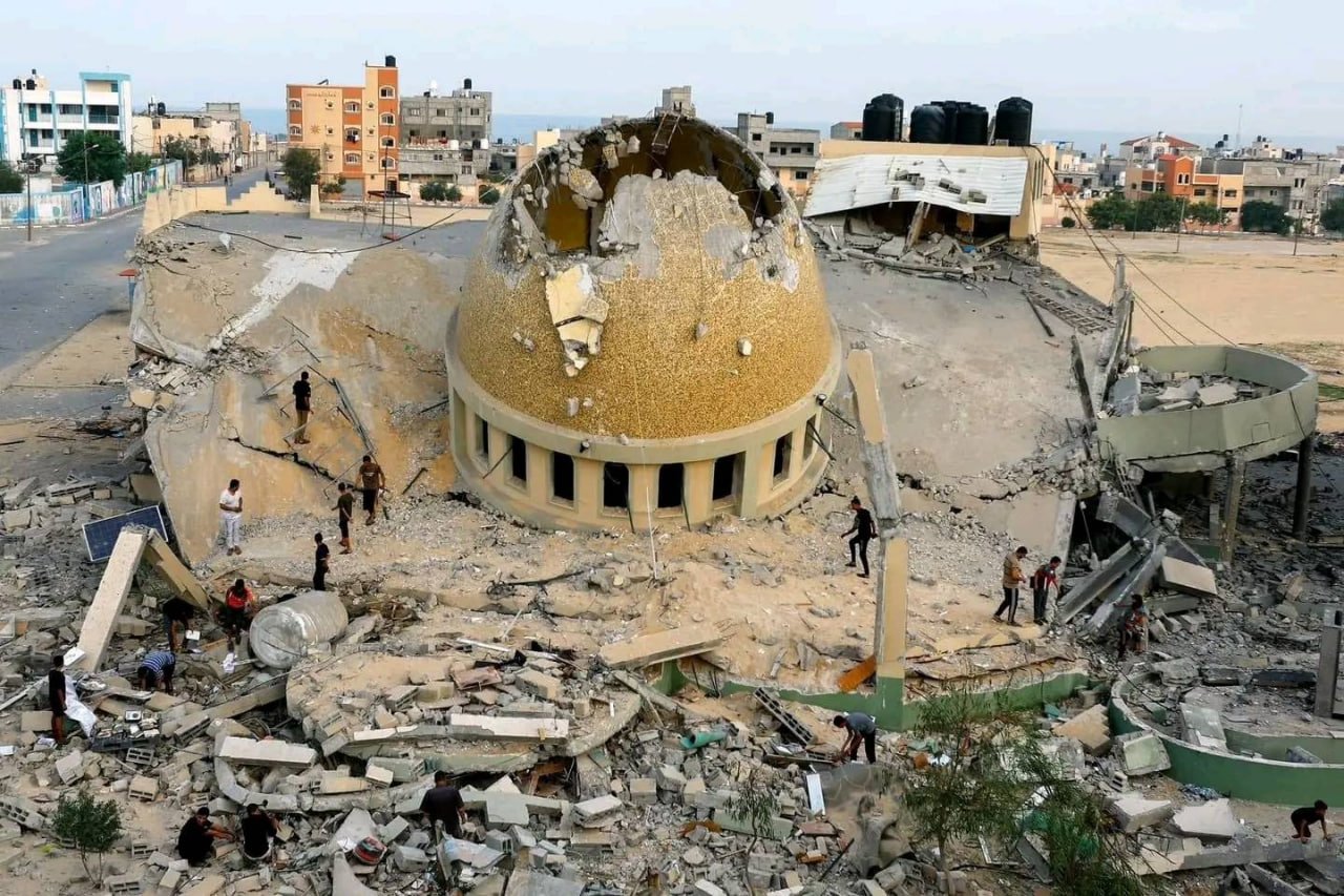 Gaza endowments: Zionist forces destroyed more than 600 mosques, stole 1,000 bodies