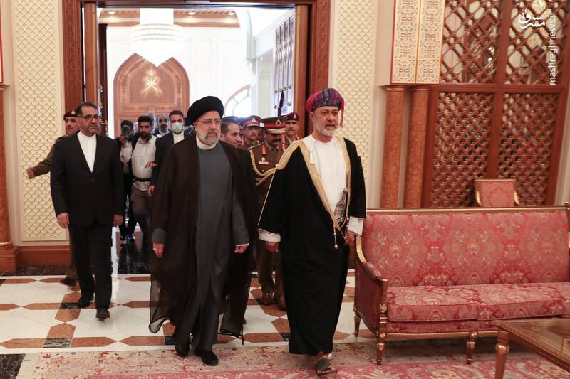 Sultan of Oman condoles martyrdom of president Raeisi