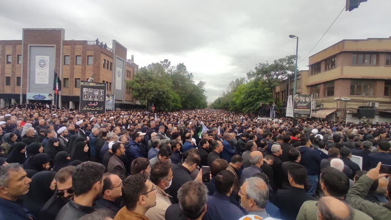 Mourning ceremony for copter crash martyrs starting in Tabriz