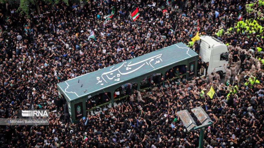 Le président martyr Raissi a été enterré à Mashhad