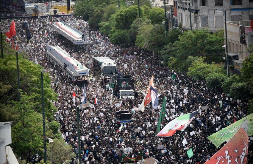 Video | Napakalaking bilang ng mga tao dumalo sa seremonyang paglibing kay Yumaong Pangulong Martyr Ayatollah Dr. Seyyid Ebrahim Raisi, sa Khorasan Razavi (as)