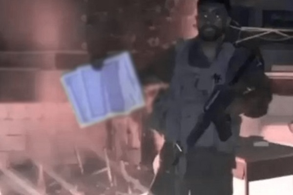  Israeli Soldier desecrates Quran in Gaza Mosque