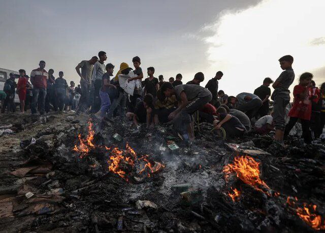 21 Palestinian martyrs in new Israeli massacre in Rafah