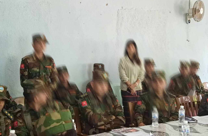  စစ်တပ်ထုတ်ကုန် မြန်မာဘီယာသောက်သုံးသည့် TNLA ရဲဘော်များကို ပြစ်ဒဏ်ပေး