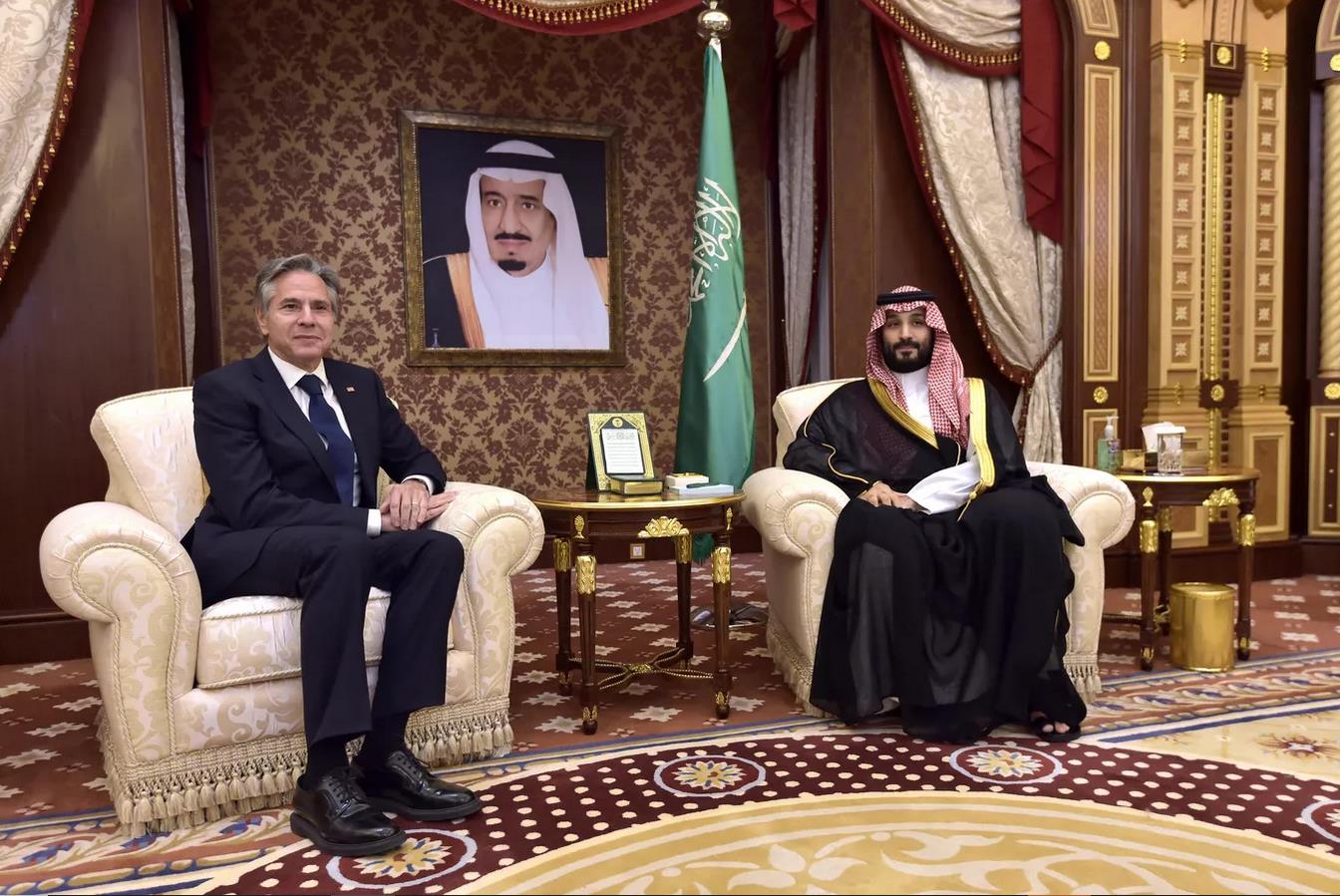 صحيفة بريطانية: أمريكا لن توقع اتفاقية دفاع مع السعودية إلا إذا وافقت على تطبيع العلاقات مع إسرائيل