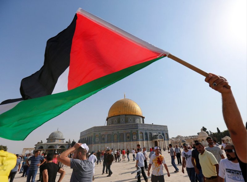Al-Aqsa Mosque preacher calls for countering settlers’ plan to raise 500 Israeli flags