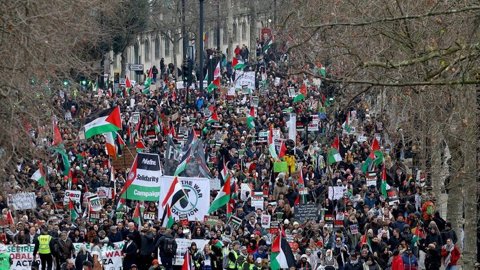  Brits throng London streets to decry Israeli genocide in Gaza