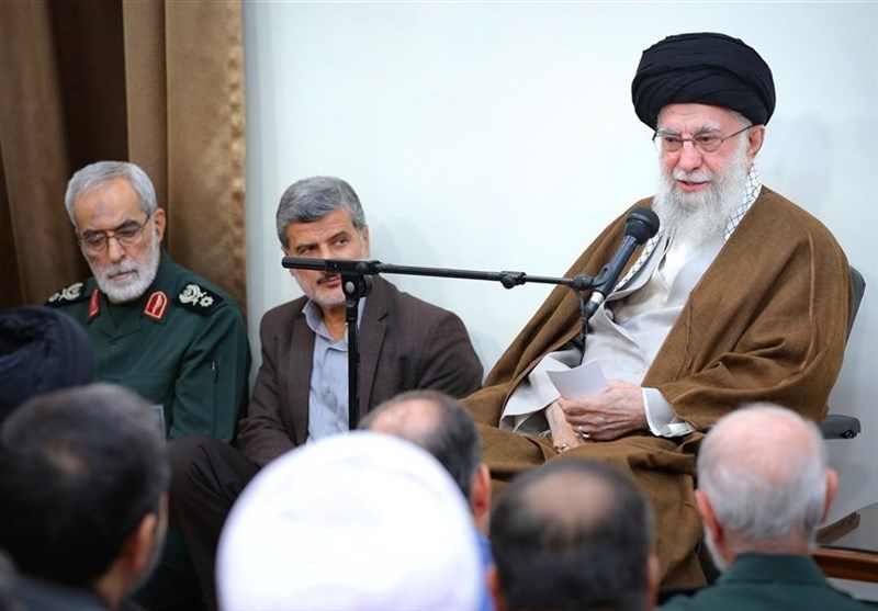 Ang Pinuno ng Islamikong Rebolusyon: Kung hindi siya naging katulad ni martir Seyyid Nasrallah, na naglatag ng sakripisyo sa parisukat, ng makasaysayang kilusan ay nasa ibang direksyon