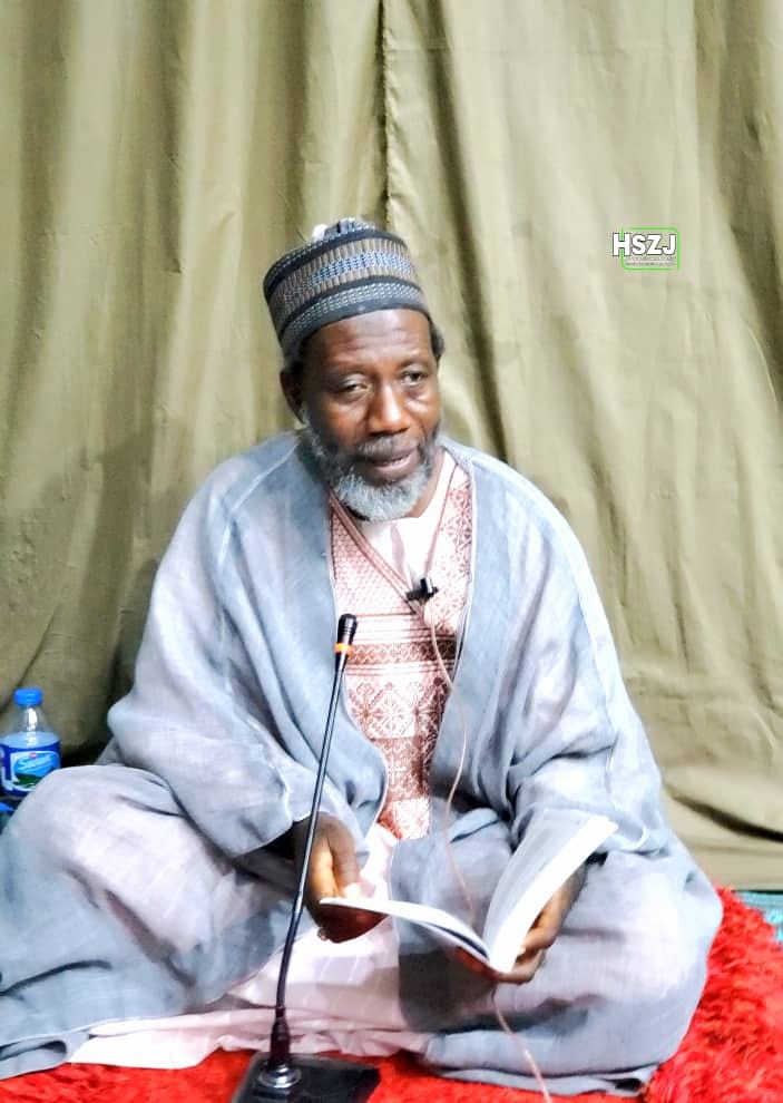 Labarai Cikin Hotuna: Na Karatun Al-Qur'ani Da Addu'oi Ga Marigayi Sheikh Adamu Tsoho Jos A Garin Rogo, Nigeria