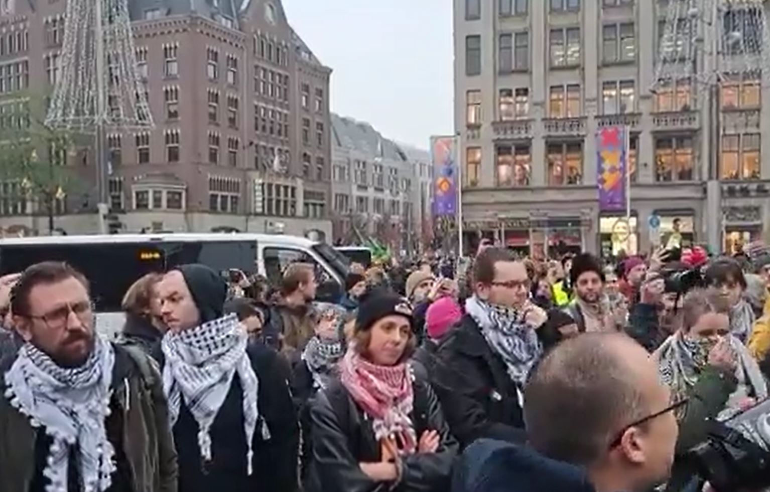 Videos: Hundreds protest in Amsterdam in support of Palestinian, against Israeli genocide in Gaza