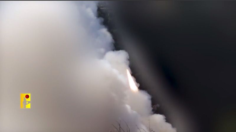 فيديو | مشاهد لإستهداف حزب الله لقاعدة حيفا التقنية التابعة لجيش الصهيوني بصواريخ "فادي" و"نصر 1"