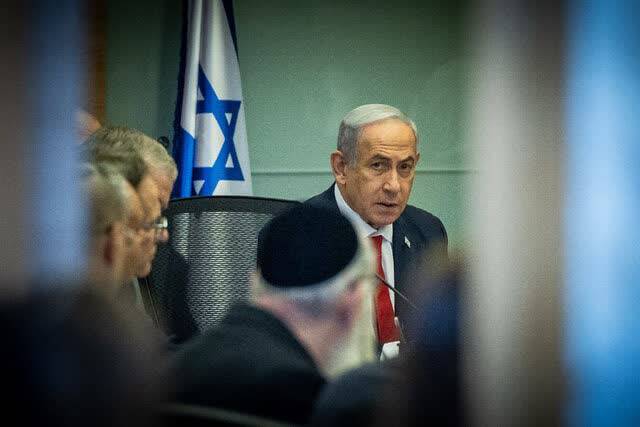 Netanyahu Yana Gudanar Da Aikinsa A Cikin Ginin Ofishinsa Na Karakshin Kasa Saboda Tsoron Hare-Haren Da Jiragen Hizbullah
