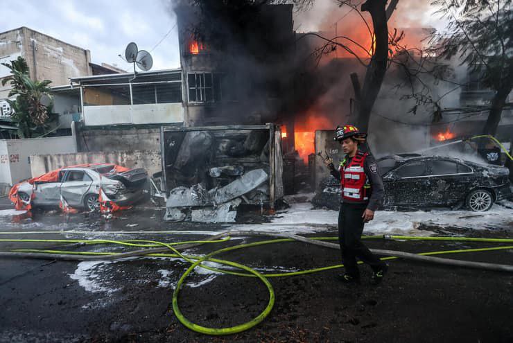 +6 Videos: Hezbollah targeting directly Haifa, Kiryat Ata, Safed in occupied territories with missiles 