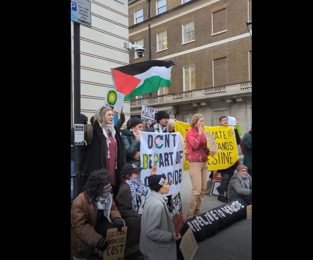 Video: Pro-Palestine activists protested outside headquarters of oil giant BP demand stop fuelling Israeli genocide 
