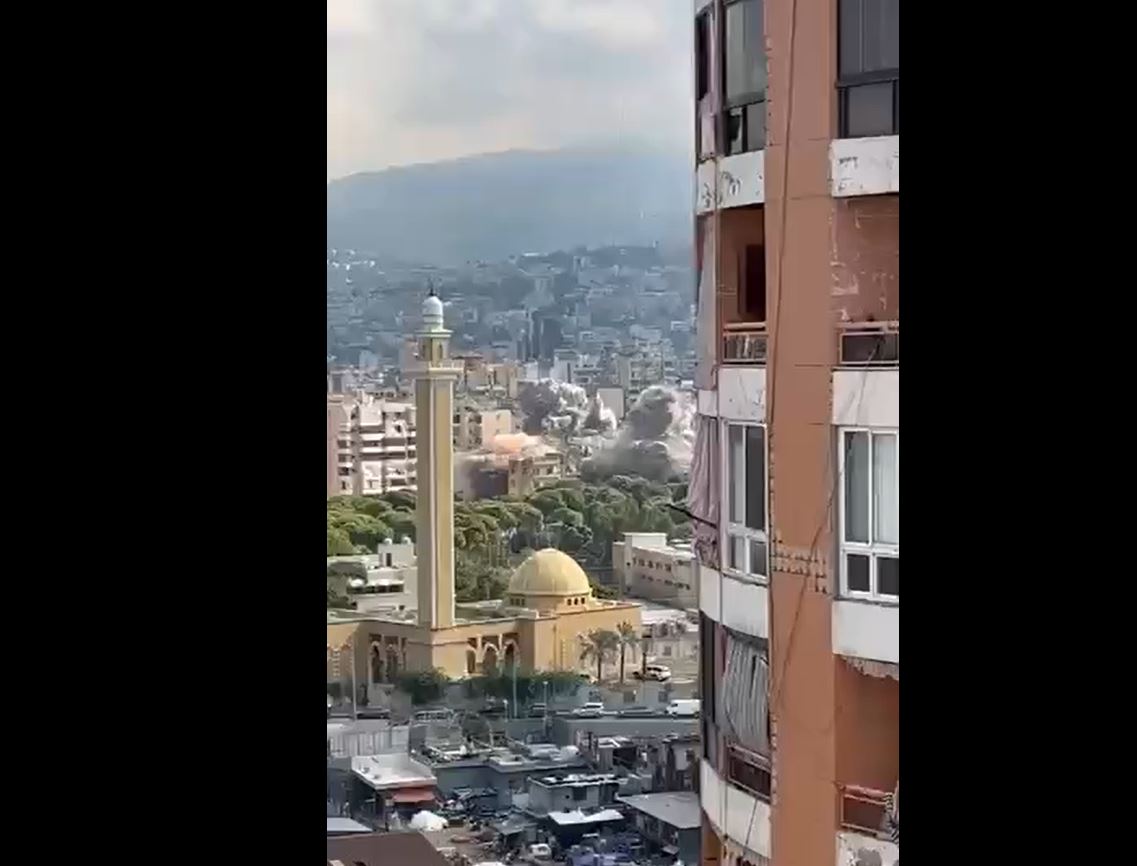 Videos: Moment Israeli occupation forces bombed a building in southern suburb of Beirut, Lebanon
