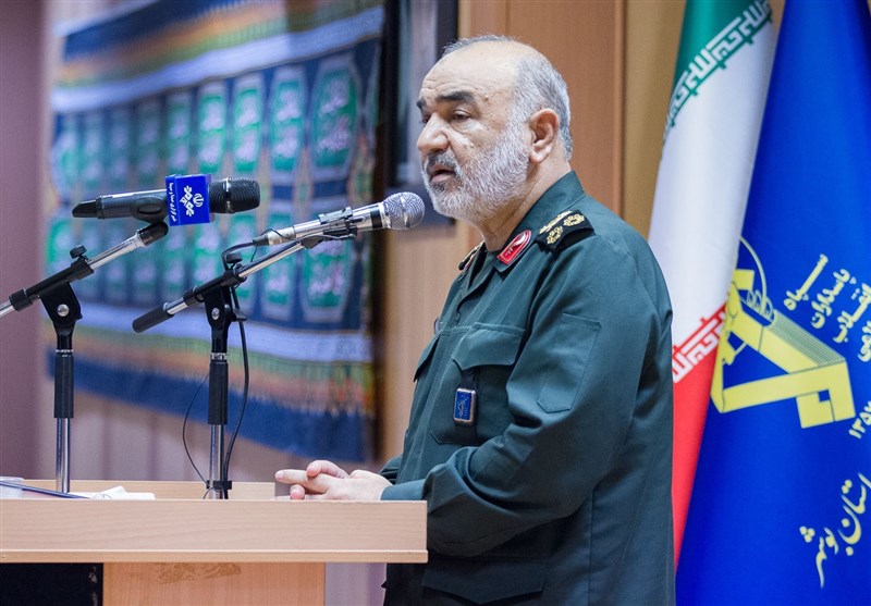 اللواء سلامي: لن نسمح للصهاينة والأعداء أن يتحكموا بمصير المسلمين