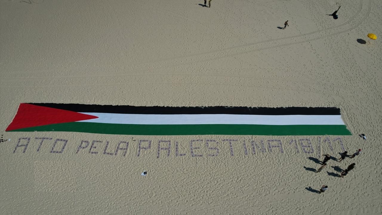 Habari Pichani | Bendera kubwa ya Palestina ikipepea nchini Brazil