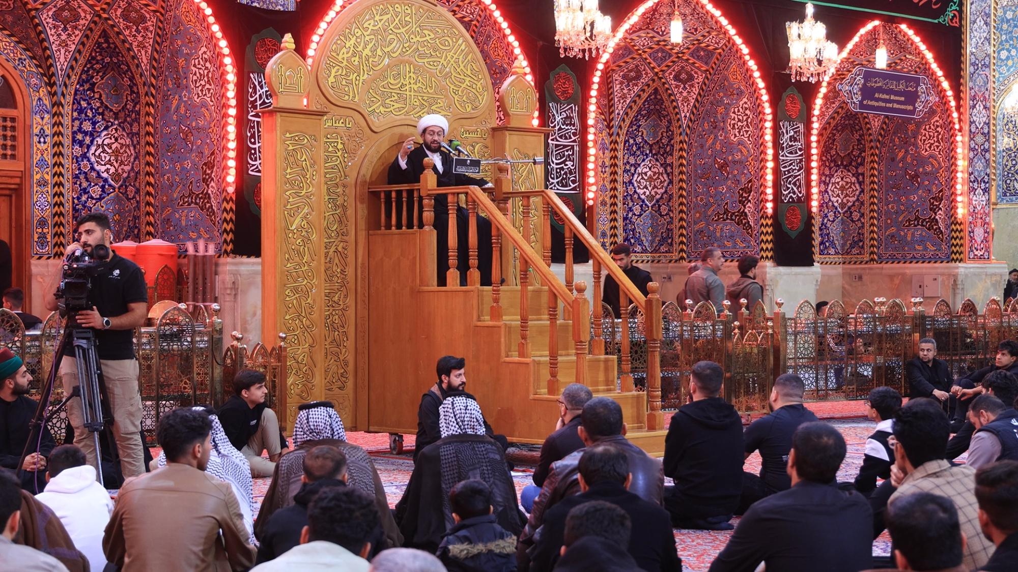 مجلس عزاء بذكرى شهادة السيدة الزهراء (عليها السلام) في حرم أبي الفضل العباس (ع)+(صور)