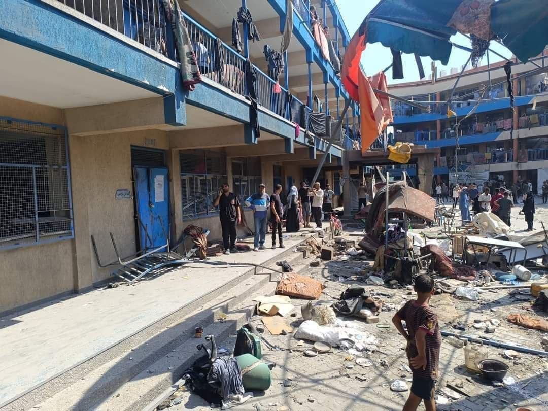 Israeli army commits new massacre against displaced families in Gaza City