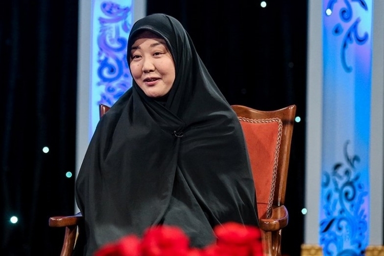 日本新穆斯林女士：