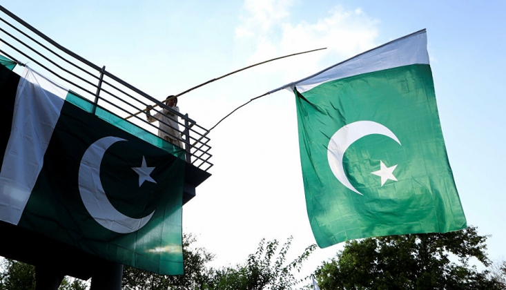  Pakistan'da Silahlı Saldırı: Çok Sayıda Asker Öldü