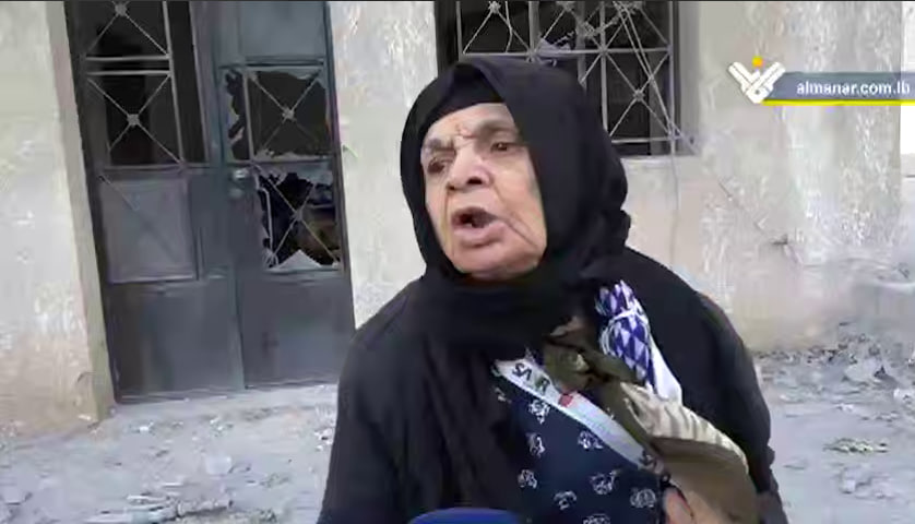 فیديو | هذا هو شعور المسنة اللبنانية بعد دمار بيتها بقصف الاحتلال