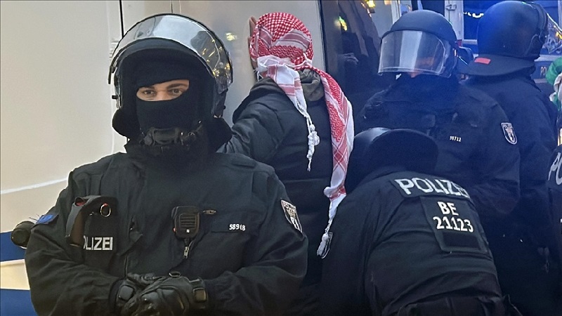 German police in Berlin detains several pro-Palestinian protest
