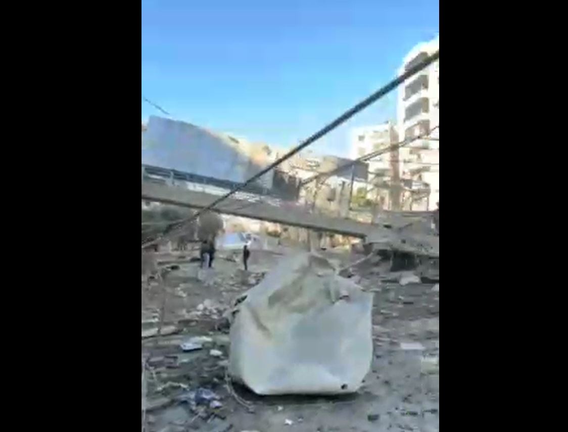 Video: Pedestrian bridge in Haret Hreik, southern Beirut collapsed due to Israeli airstike