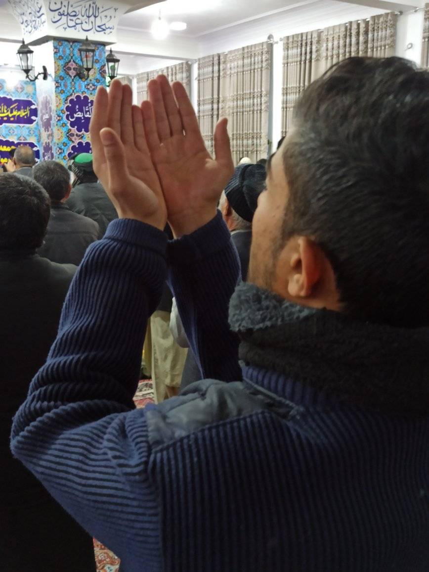 Photos: Afghan Shiites perform Friday Prayer in Herat