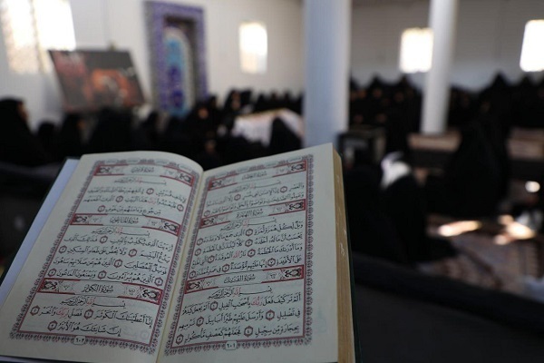 Special programs held for women in Karbala on Hazrat Zahra martyrdom anniversary  